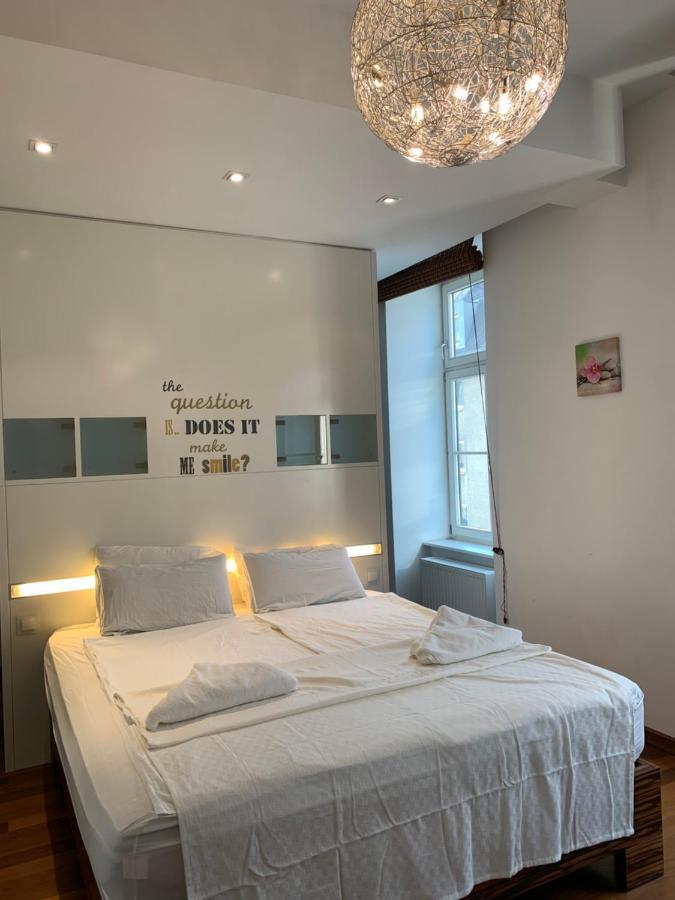 Apartment In The Heart Of